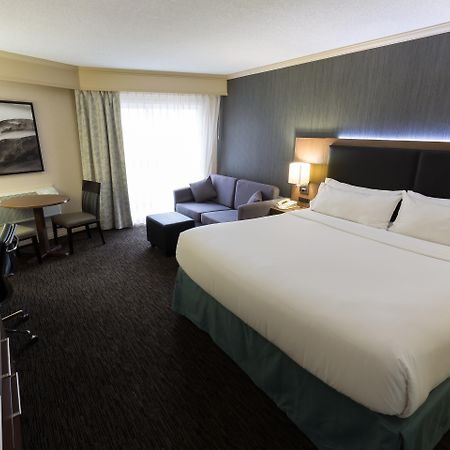 Holiday Inn Express Edmonton Downtown By Ihg Екстер'єр фото