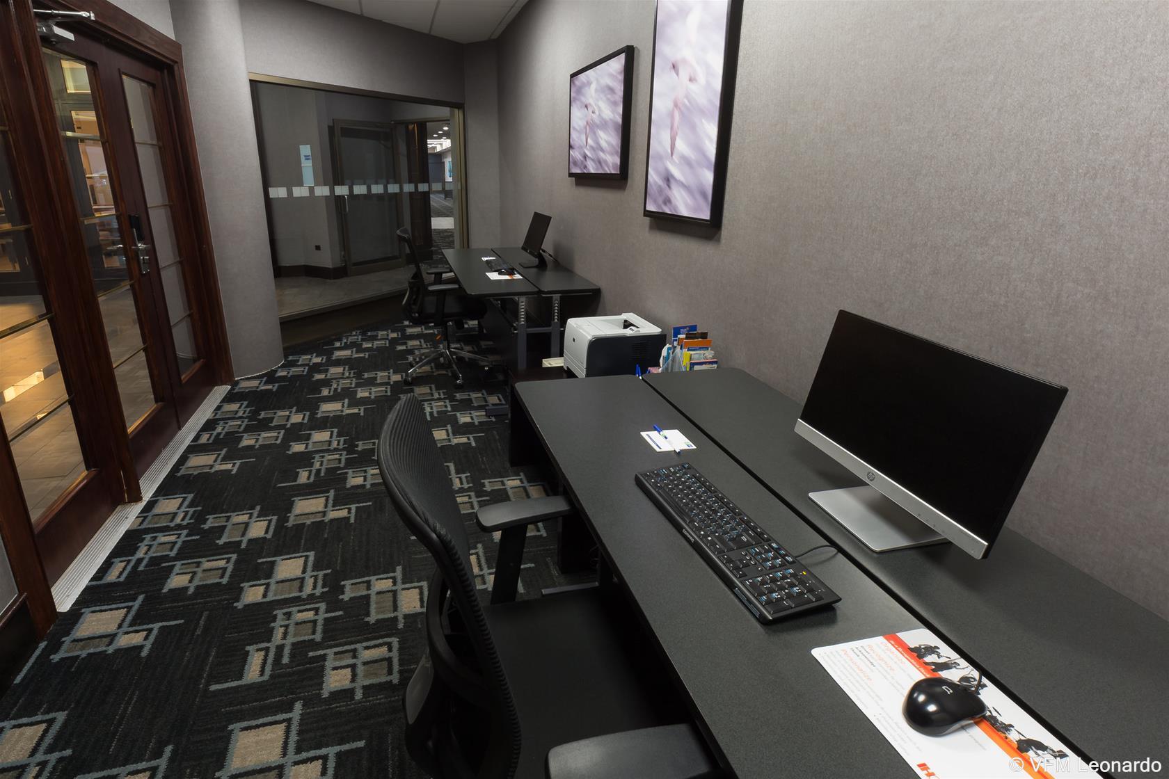 Holiday Inn Express Edmonton Downtown By Ihg Екстер'єр фото