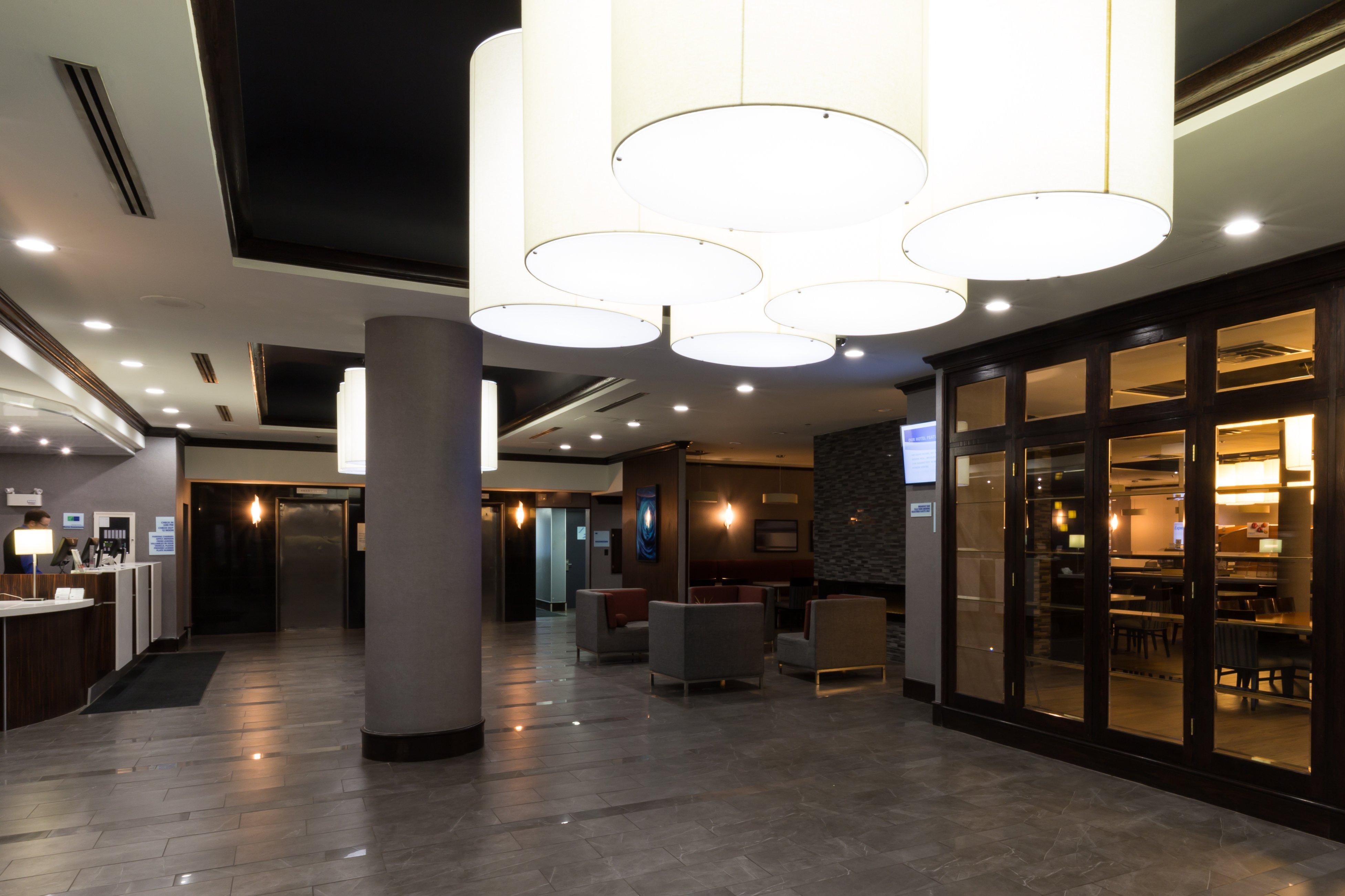 Holiday Inn Express Edmonton Downtown By Ihg Екстер'єр фото