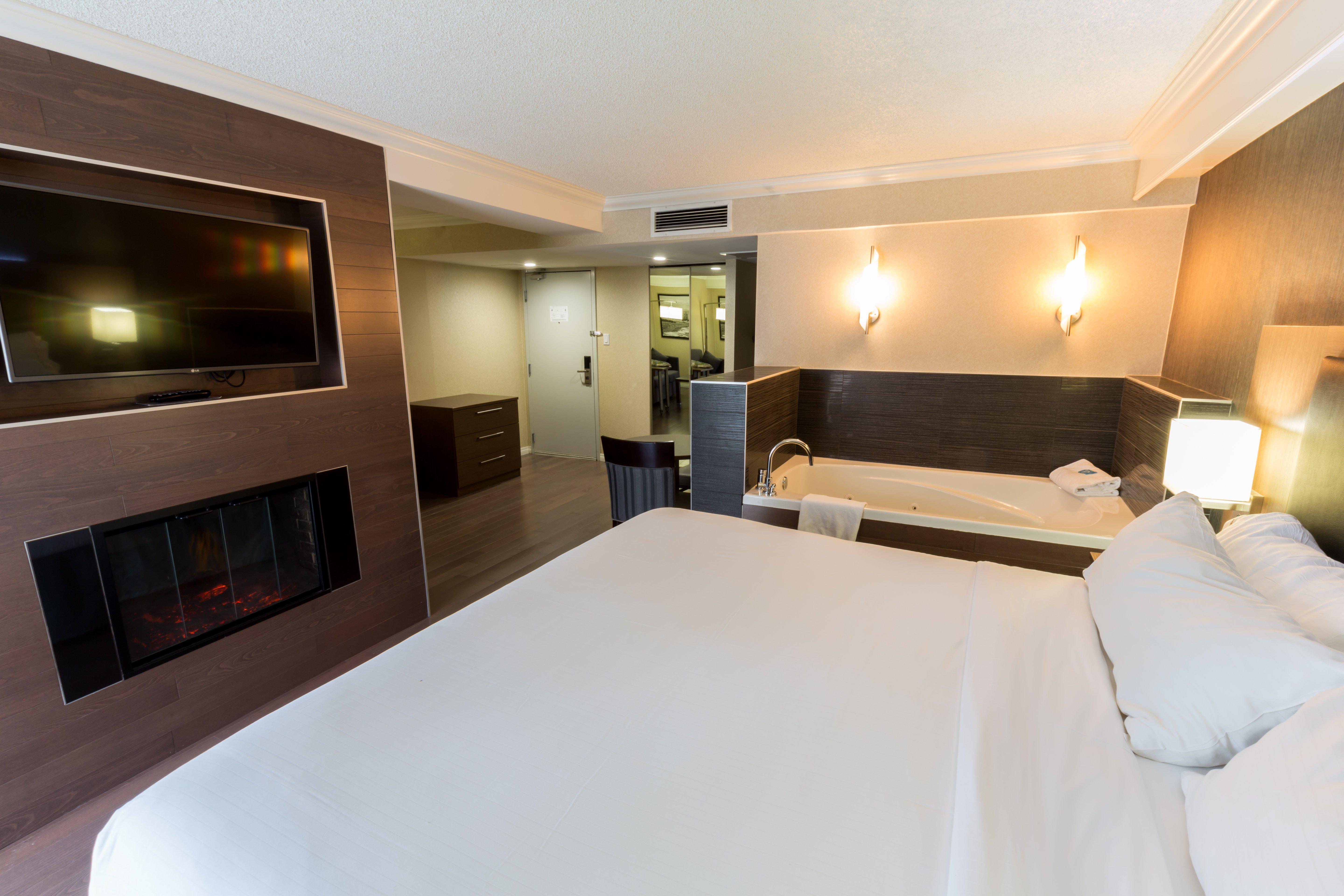 Holiday Inn Express Edmonton Downtown By Ihg Екстер'єр фото