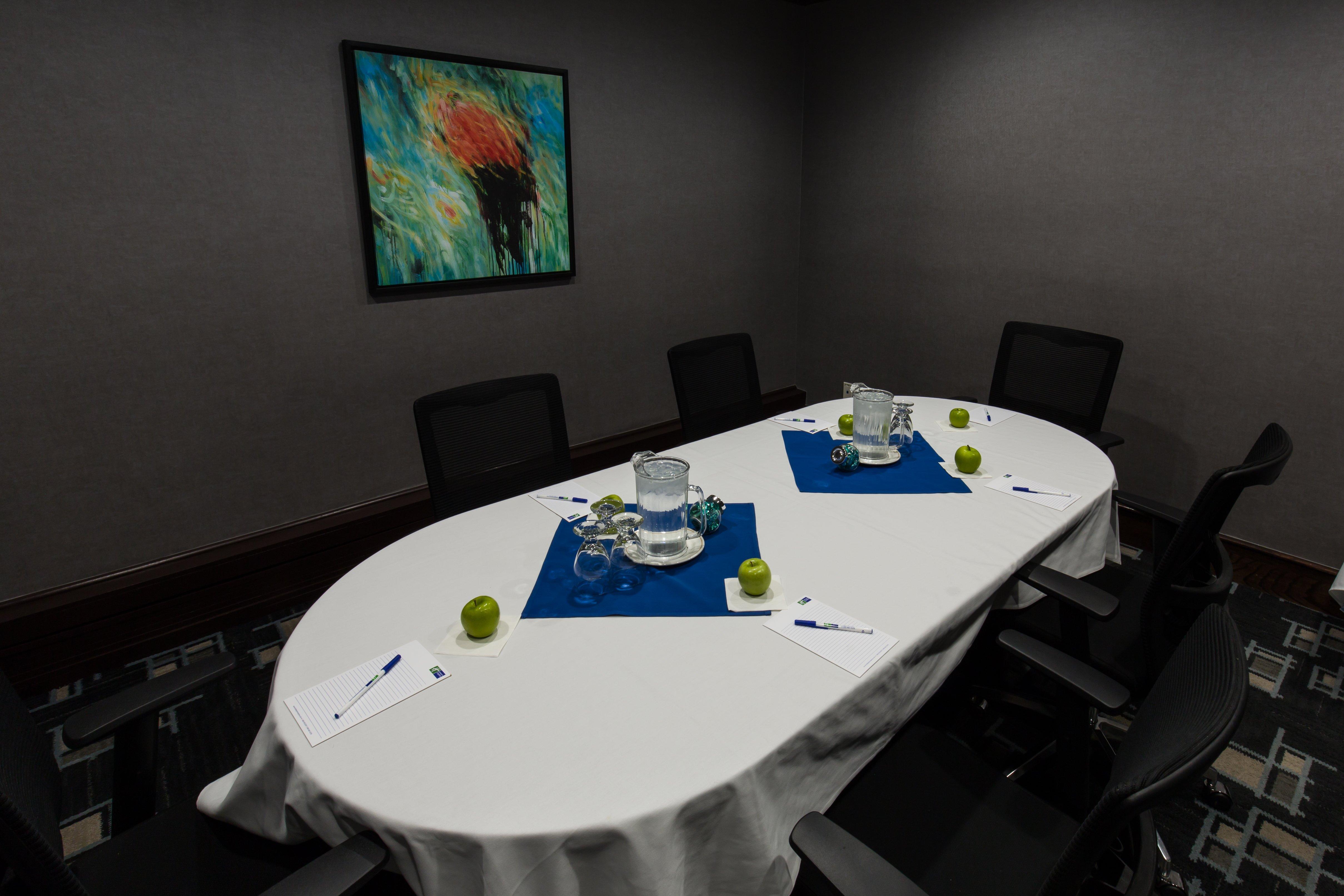 Holiday Inn Express Edmonton Downtown By Ihg Екстер'єр фото